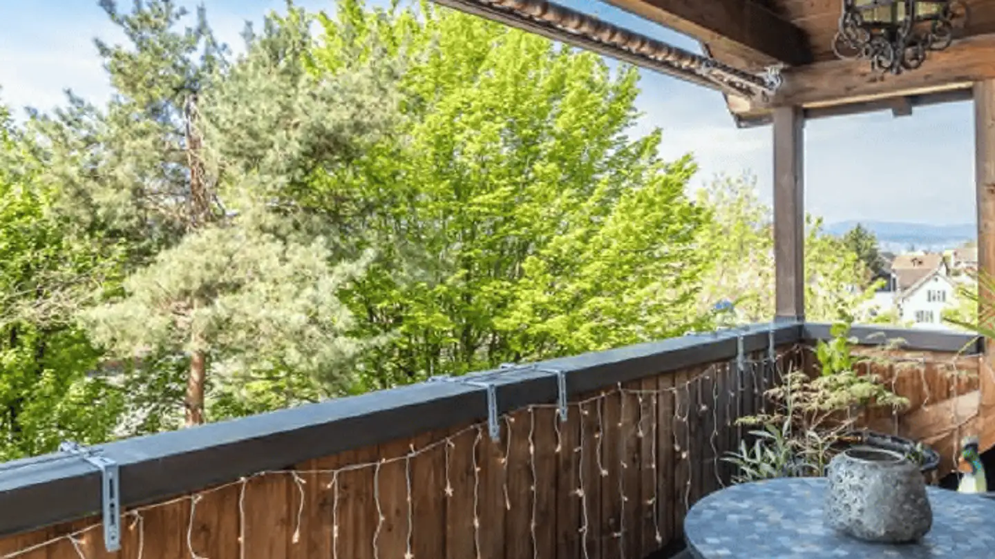 Dachgeschosswohnung mieten - Im Schneeberg 6, 8708 Männedorf - Foto 2