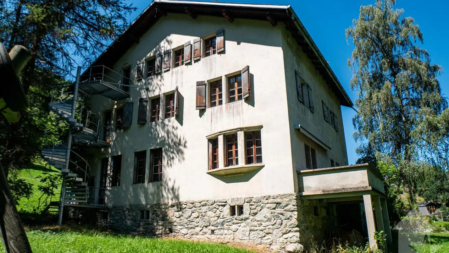 Hotel for sale - Rue Du Cougnon 4, 3961 St-Jean VS