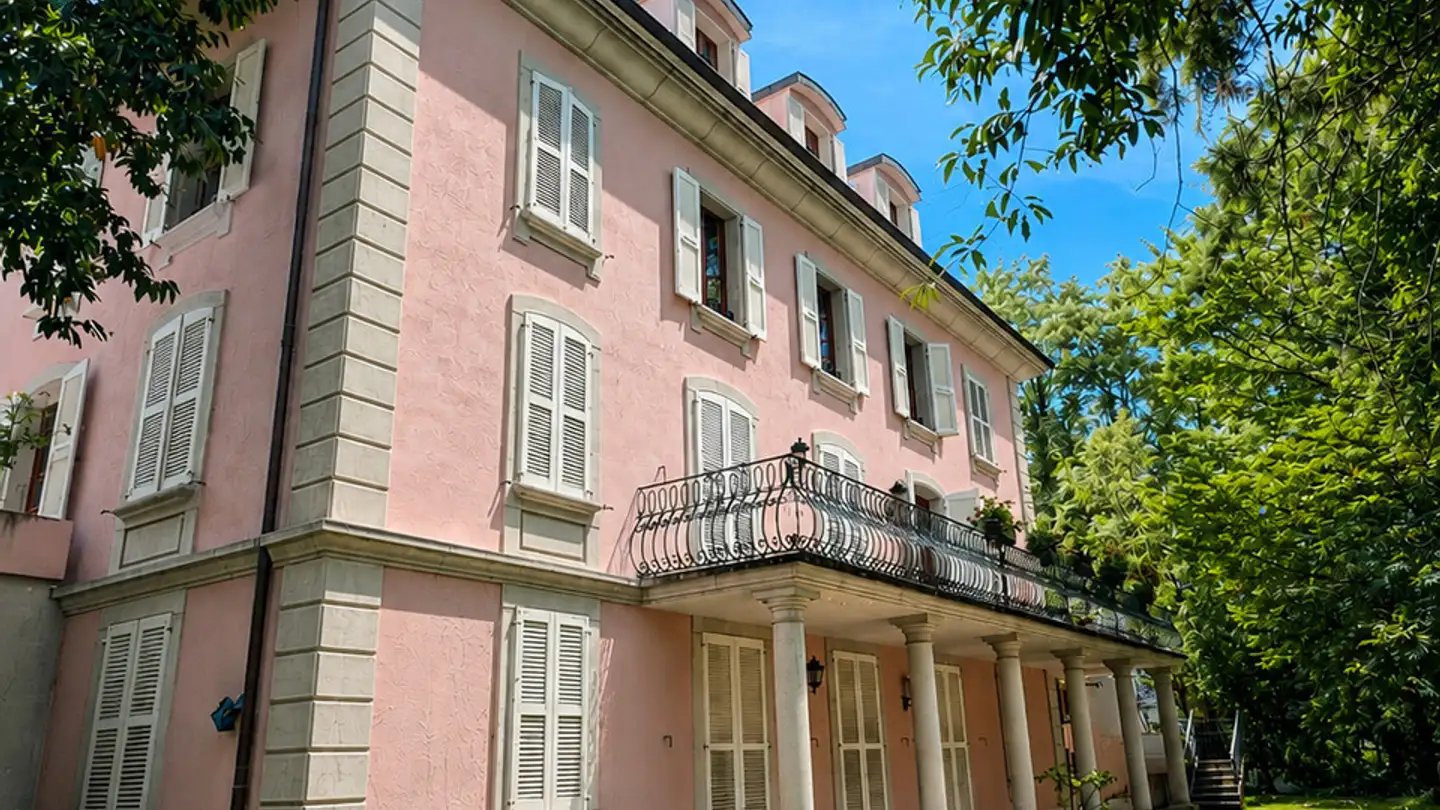 Villa à louer - 1206 Genève