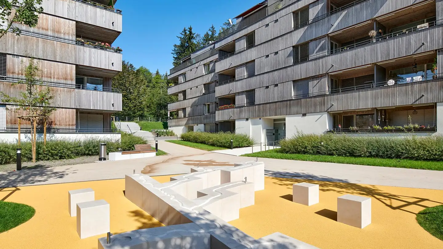 Place de parking intérieure pour moto à louer - Route De Berne 327, 1000 Lausanne 25