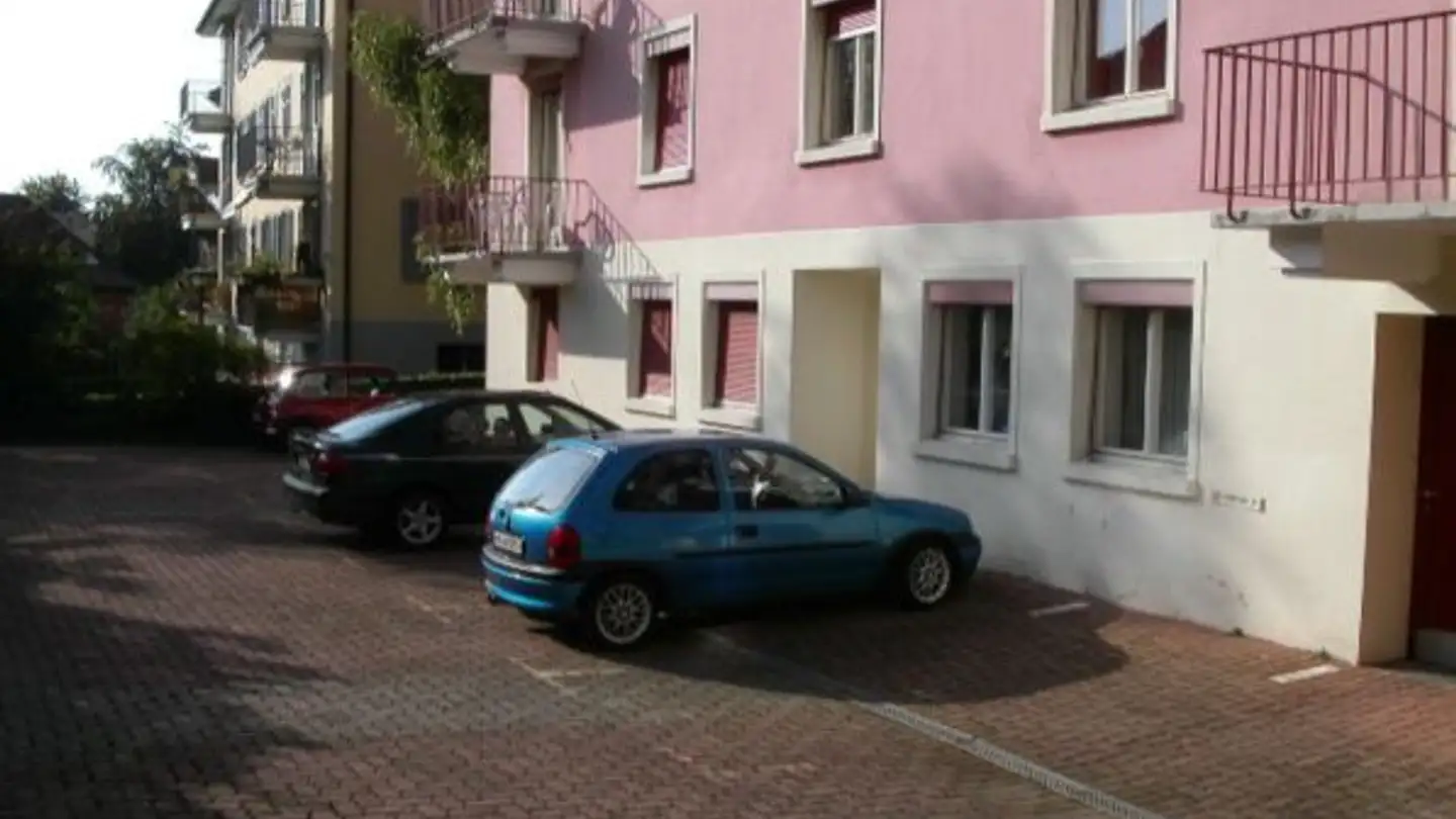 Parkplatz im Freien mieten - Rotbuchstrasse 27, 8037 Zürich