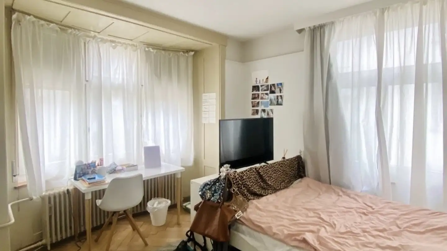 Chambre à louer - Aeusserer Sonnenweg 5, 9000 St. Gallen