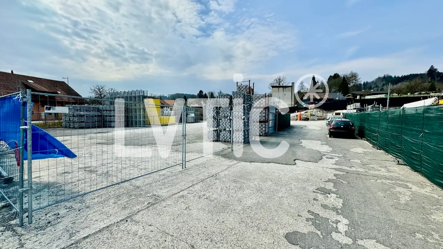 Commercial for sale - 1077 Servion - Photo 2
