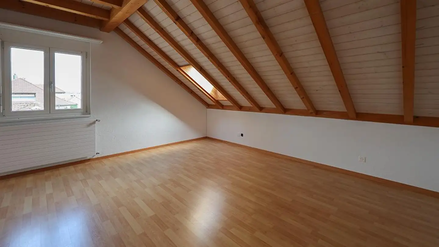 Attique à louer - Luzernerstrasse 10, 5630 Muri AG - Photo 3