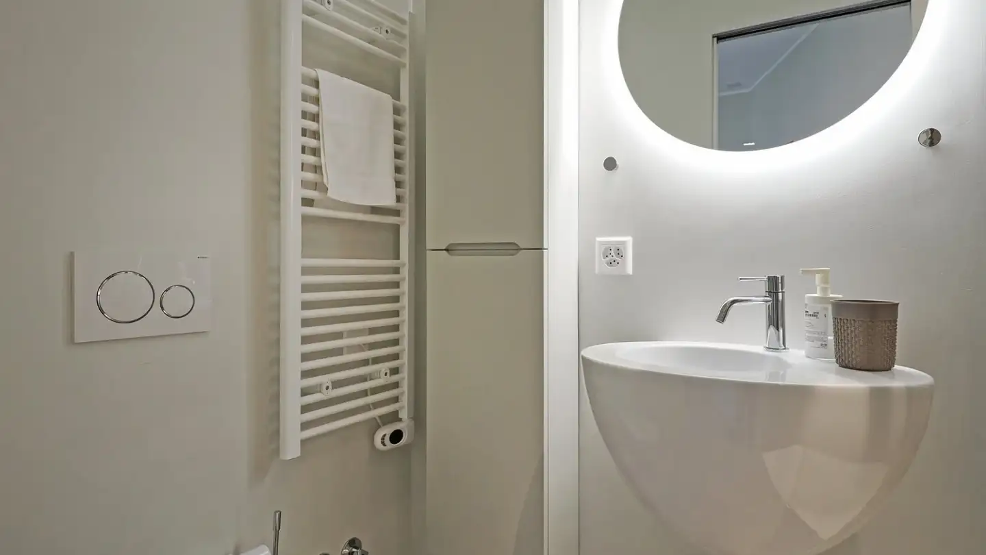Appartement meublé à louer - Via Scazziga Vittore 6, 6600 Muralto - Photo 4