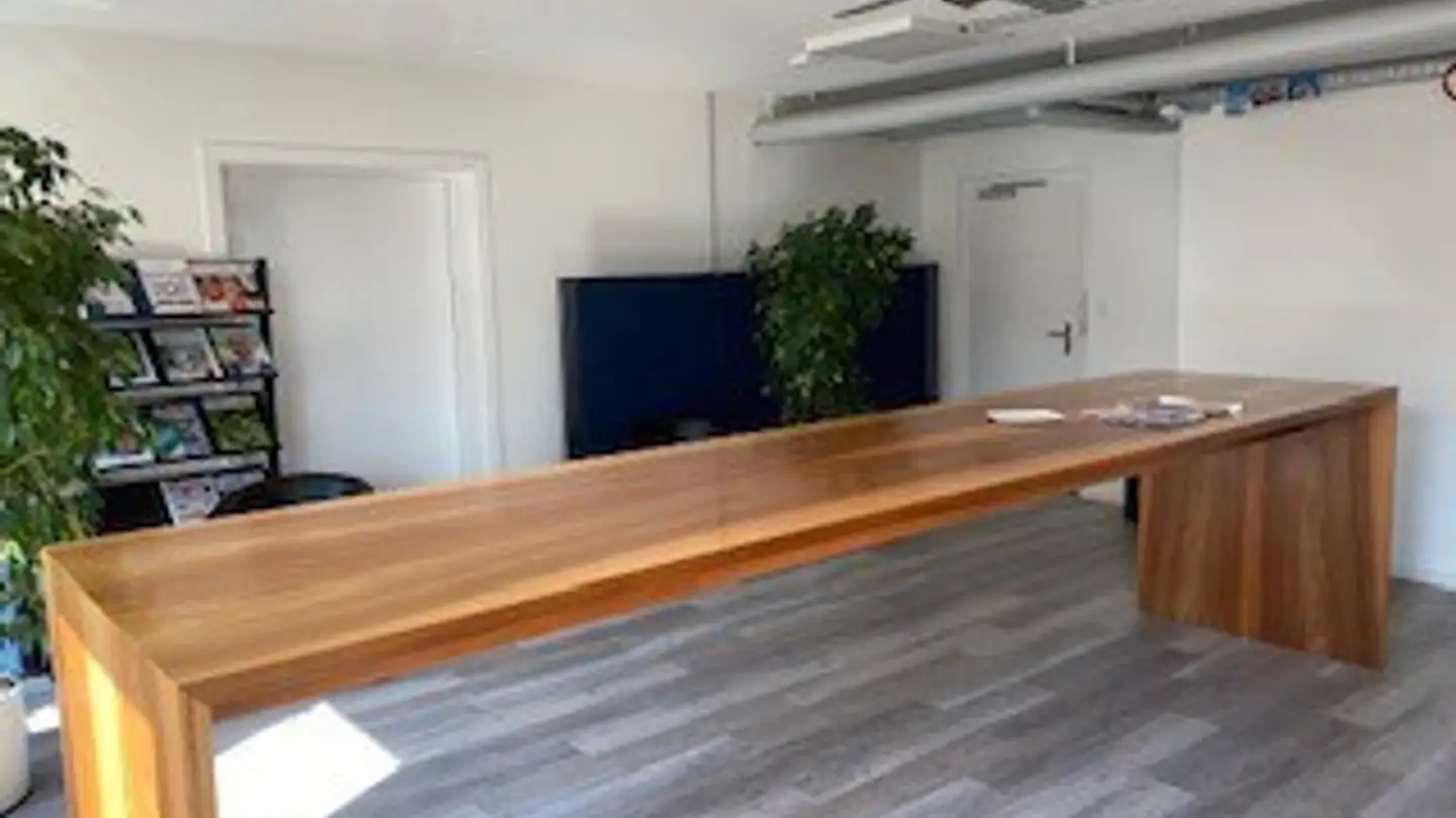 Office space for rent - Brandholzweg 2, 8304 Wallisellen