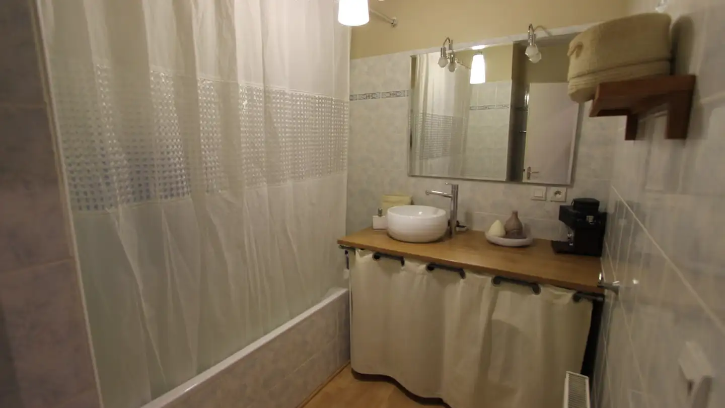 Apartment for rent - 1204 Genève - Photo 4
