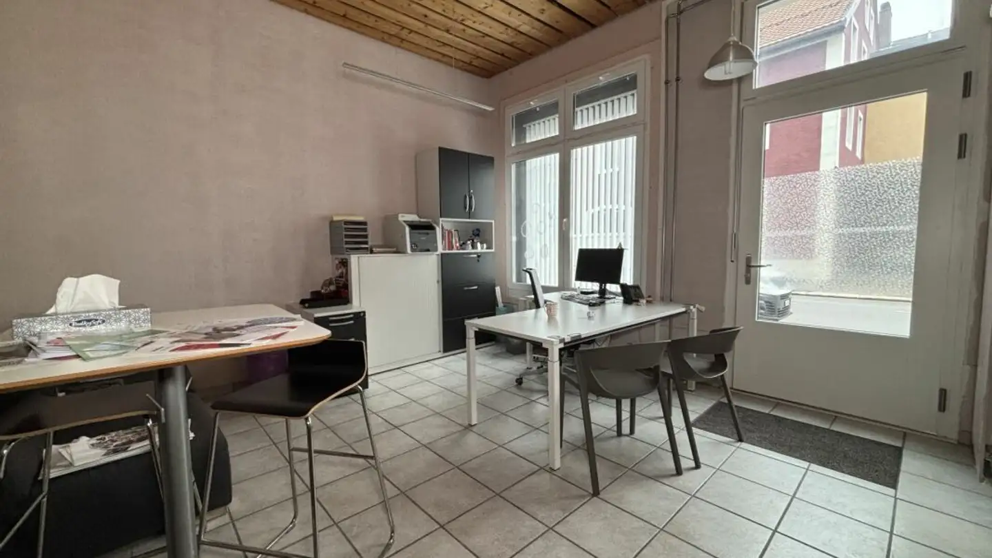 Mehrfamilienhaus kaufen - Rue Du Collège 21, 2300 La Chaux-de-Fonds - Foto 3