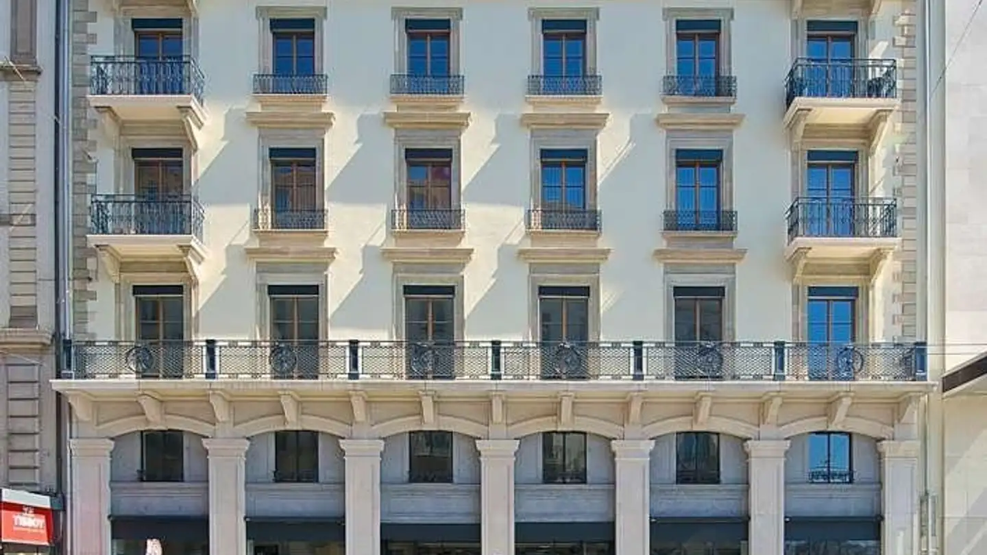 Attique à louer - Rue Du Mont-Blanc 4, 1201 Genève