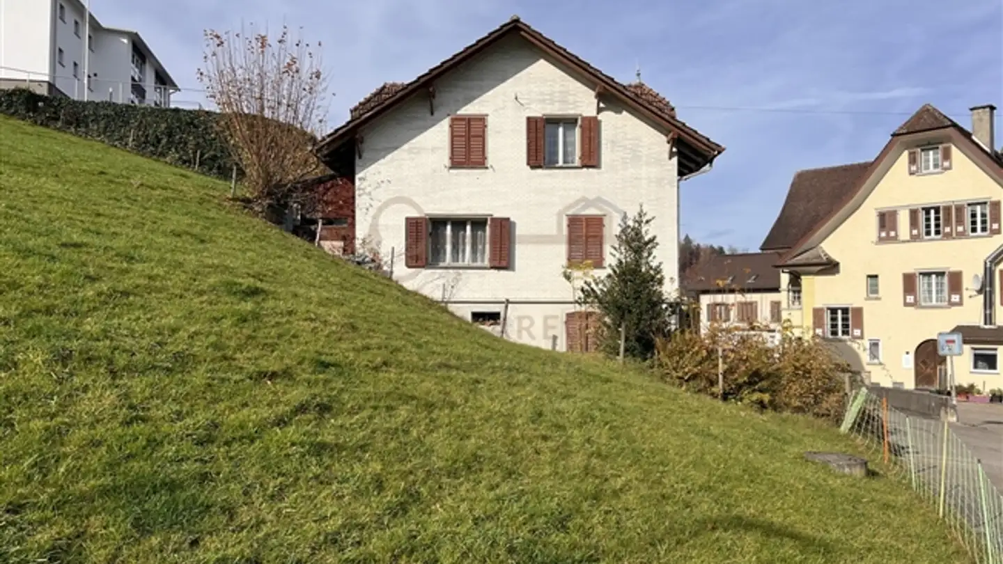 Casa singola in vendita - Ausserdorfstrasse 4, 6144 Zell LU