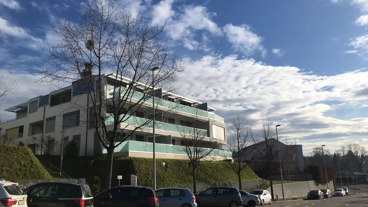 Outdoor parking space for rent - Route De La Feuillère 21, 1010 Lausanne