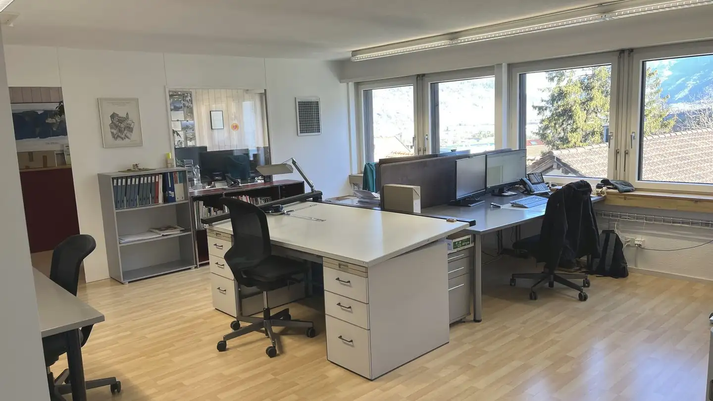 Office space for rent - Malinweg 1, 7203 Trimmis