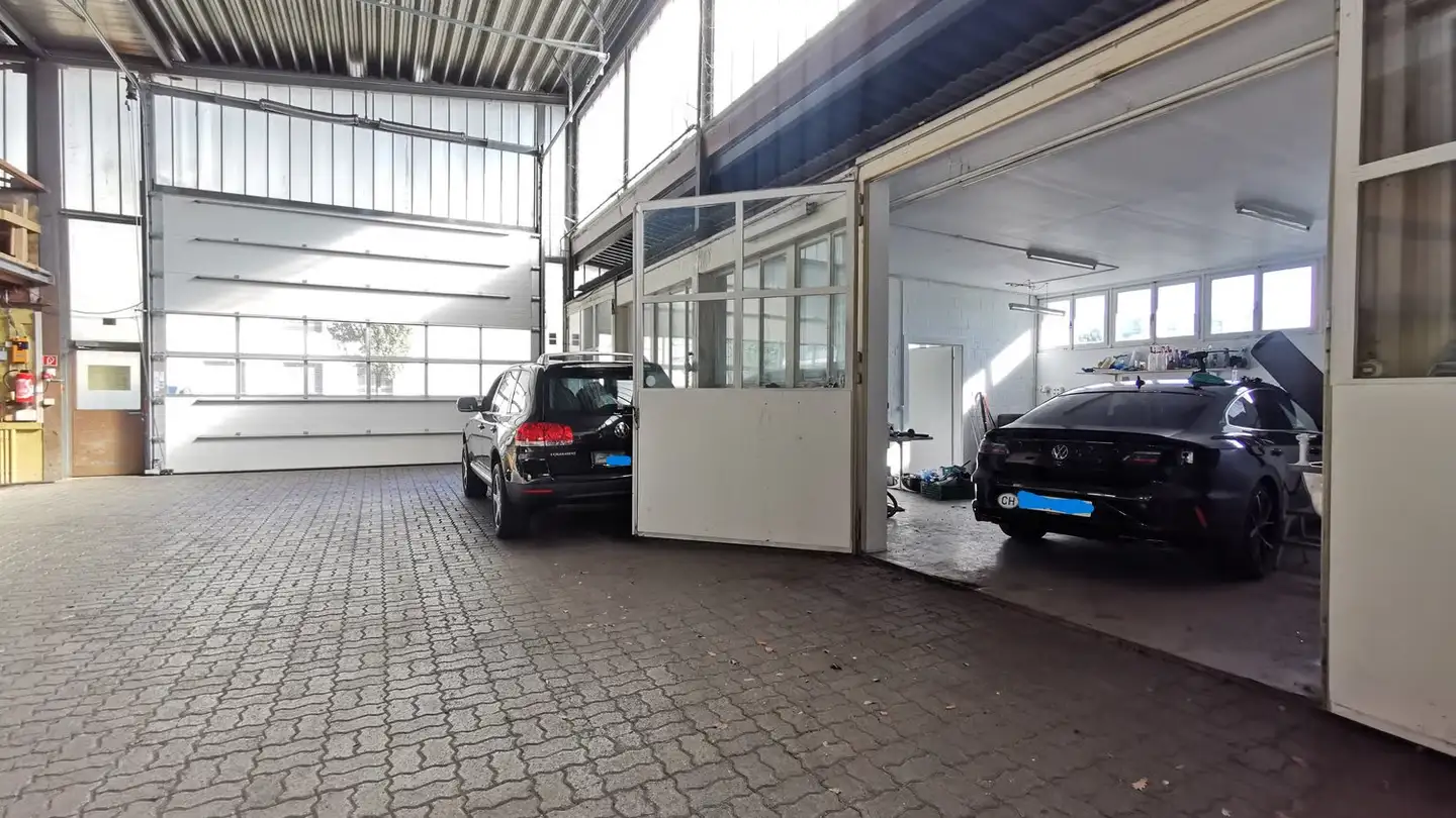 Commercial à louer - Breitistrasse 7, 8623 Wetzikon ZH