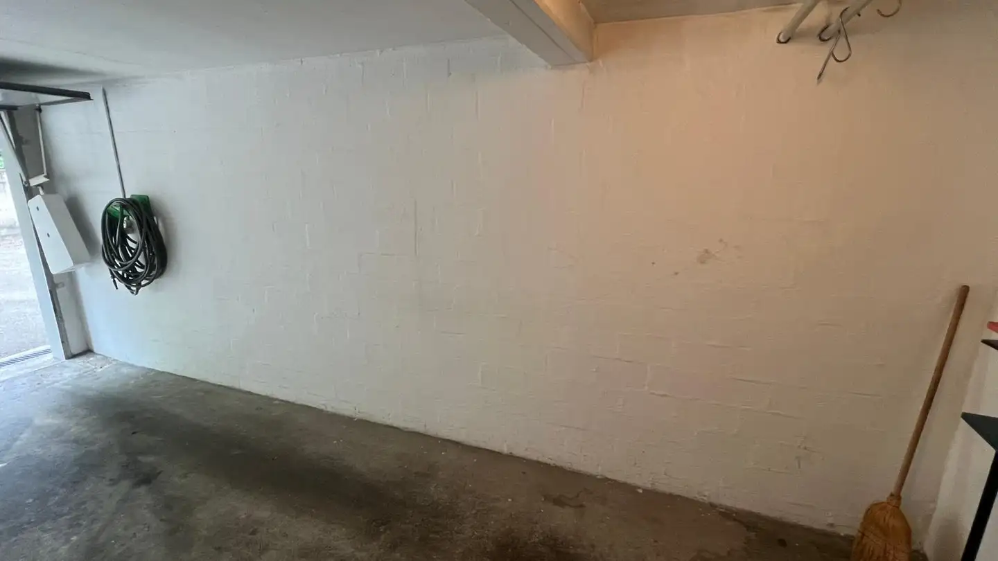 Single garage for rent - Seestrasse 161, 8700 Küsnacht ZH - Photo 2