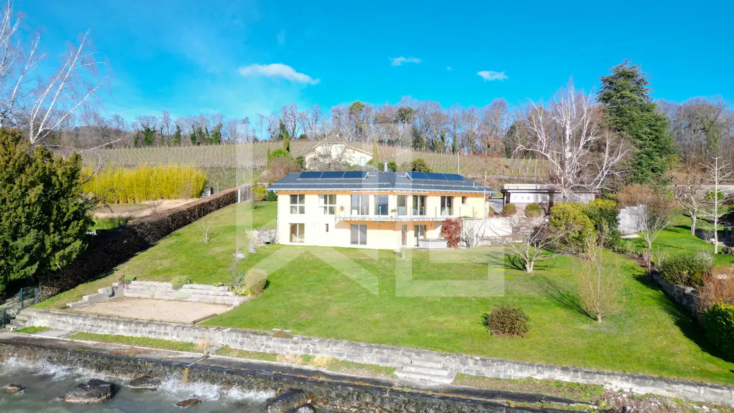 Single house for rent - 1166 Perroy
