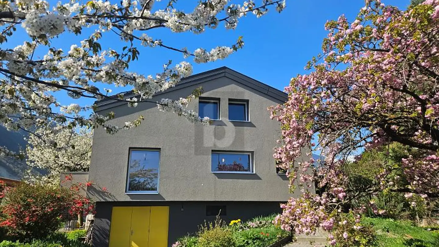 Villa à vendre - 1906 Charrat