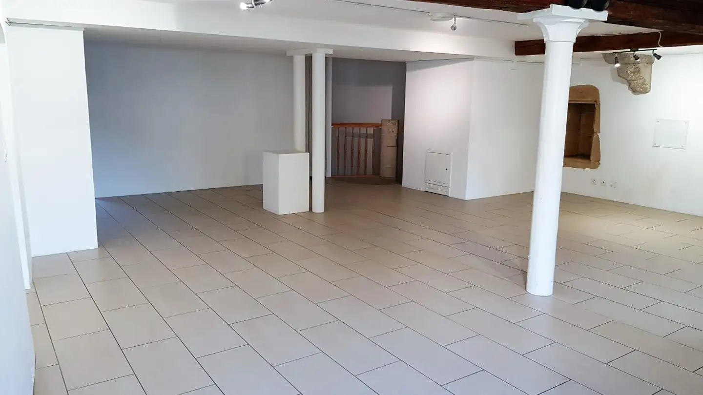Gewerbe mieten - Place De La Collégiale 2, 2042 Valangin - Foto 4