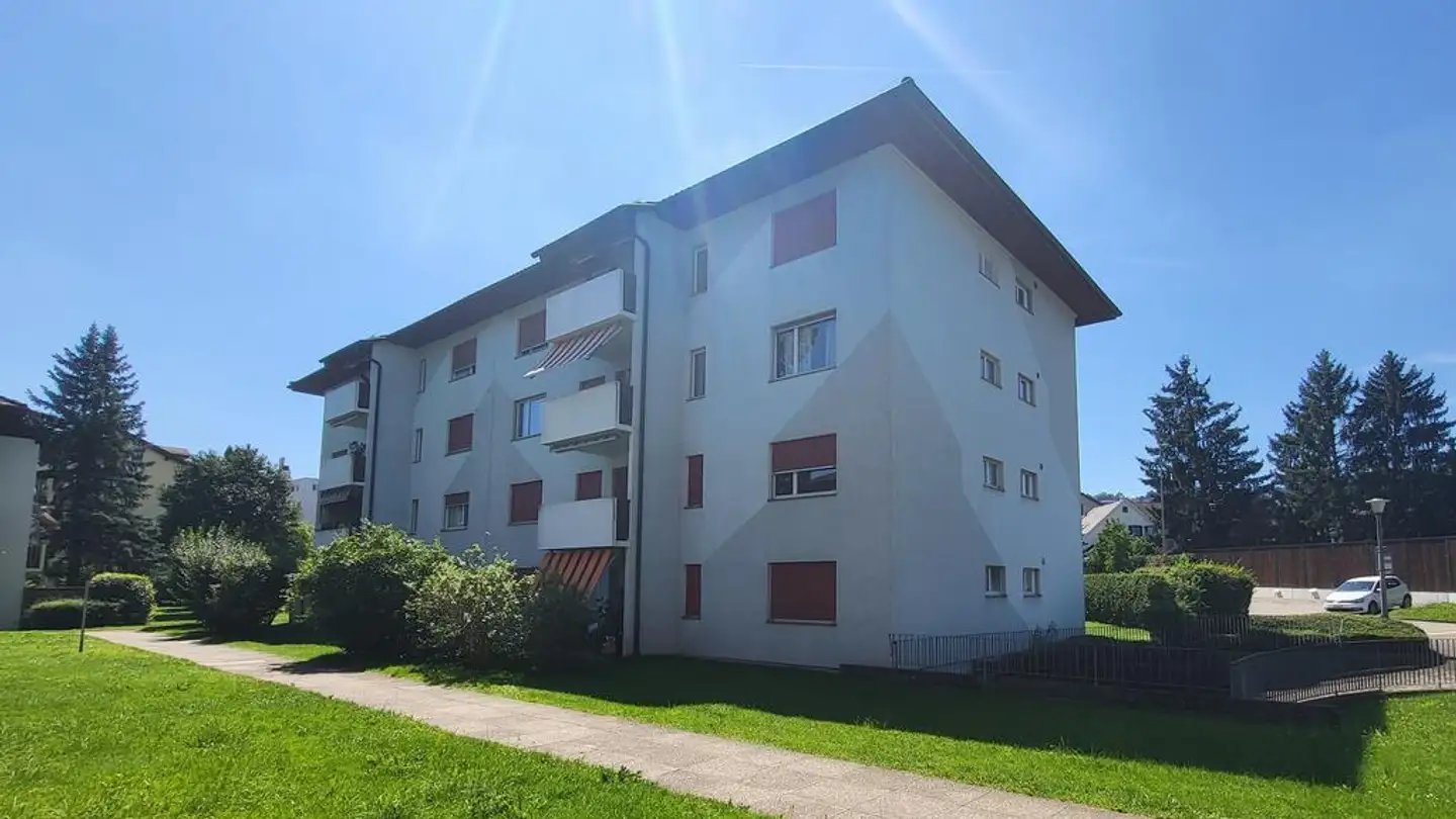 Wohnung mieten - Schwerzenbachstrasse 20, 8117 Fällanden