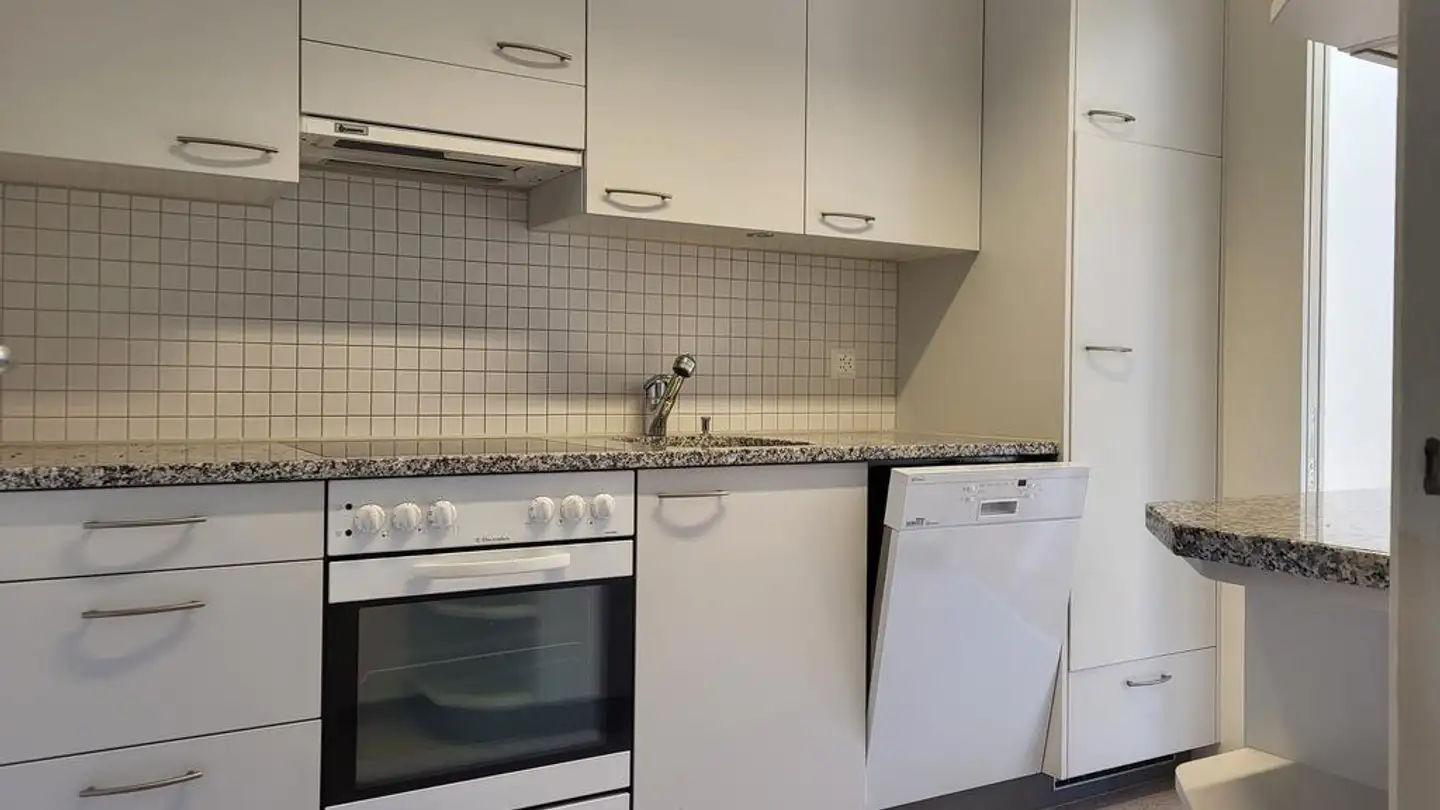 Wohnung mieten - Schwerzenbachstrasse 20, 8117 Fällanden - Foto 2