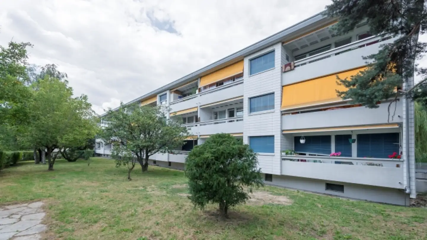 Garage individuel à louer - Chemin Salomon- Penay, 1217 Meyrin