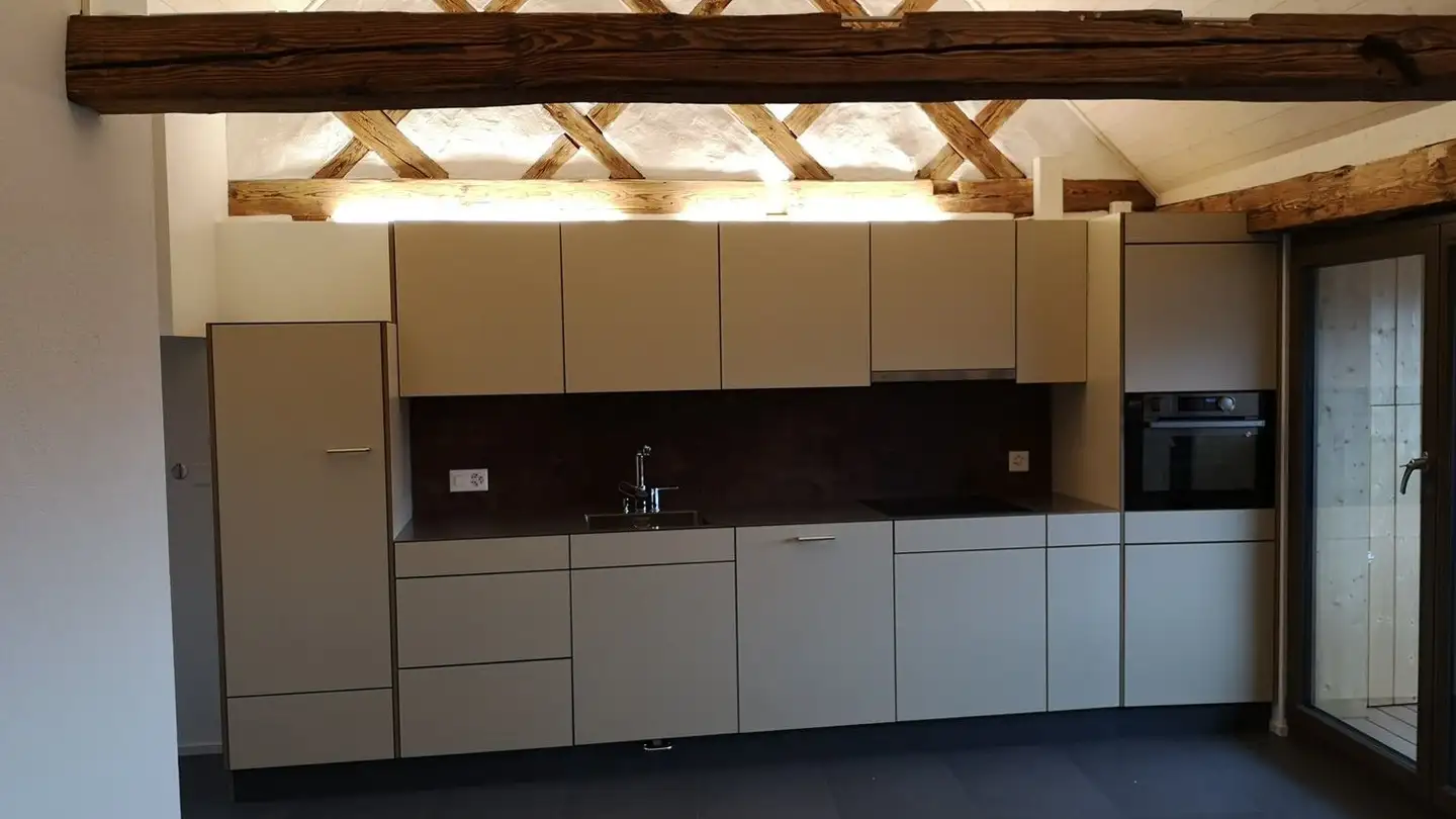 Attique à louer - Obergasse 14, 8730 Uznach - Photo 2