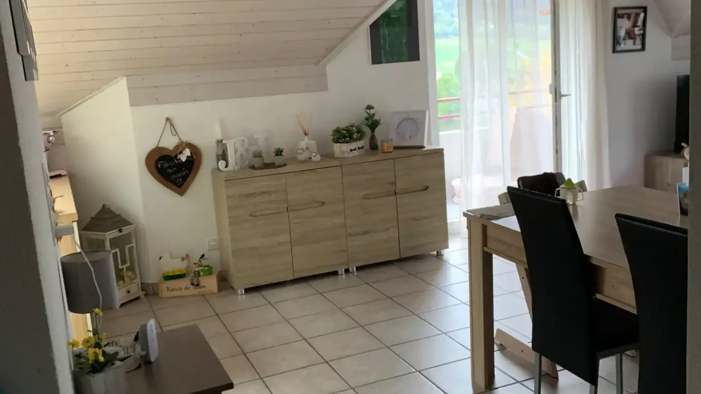 Apartment for rent - Champs Colnats 28, 2745 Grandval