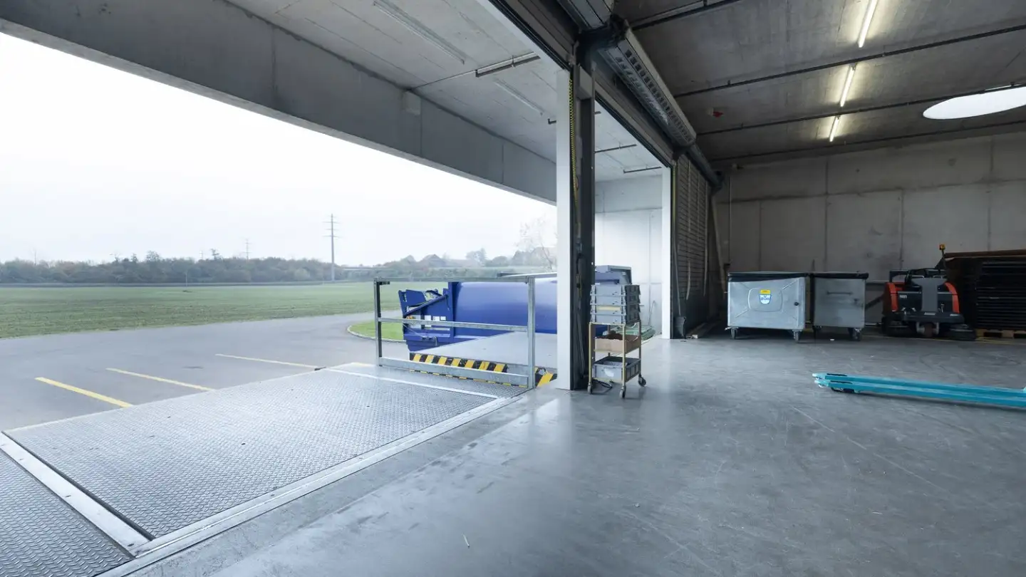 Industrial property for rent - 6343 Rotkreuz