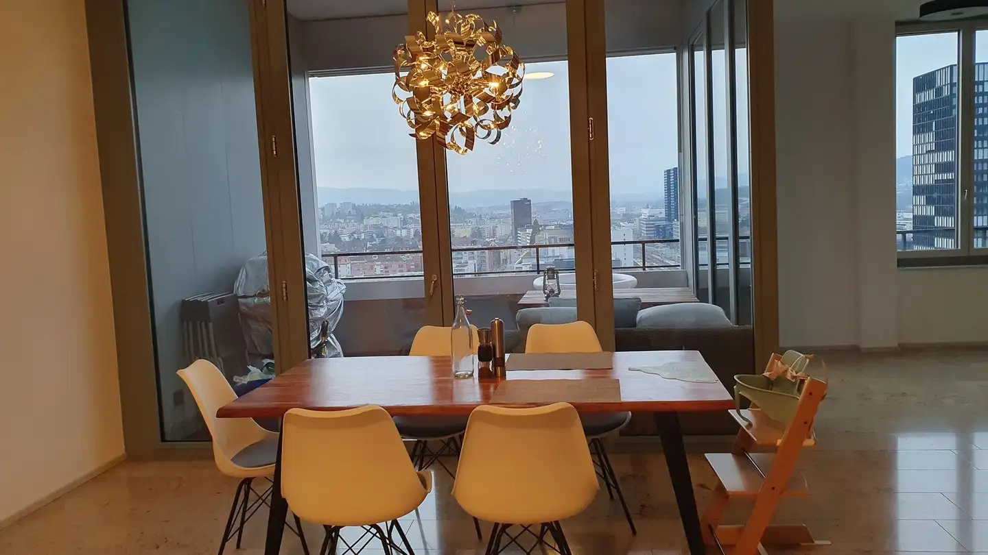 Chambre à louer - Hohlstrasse 510, 8048 Zürich