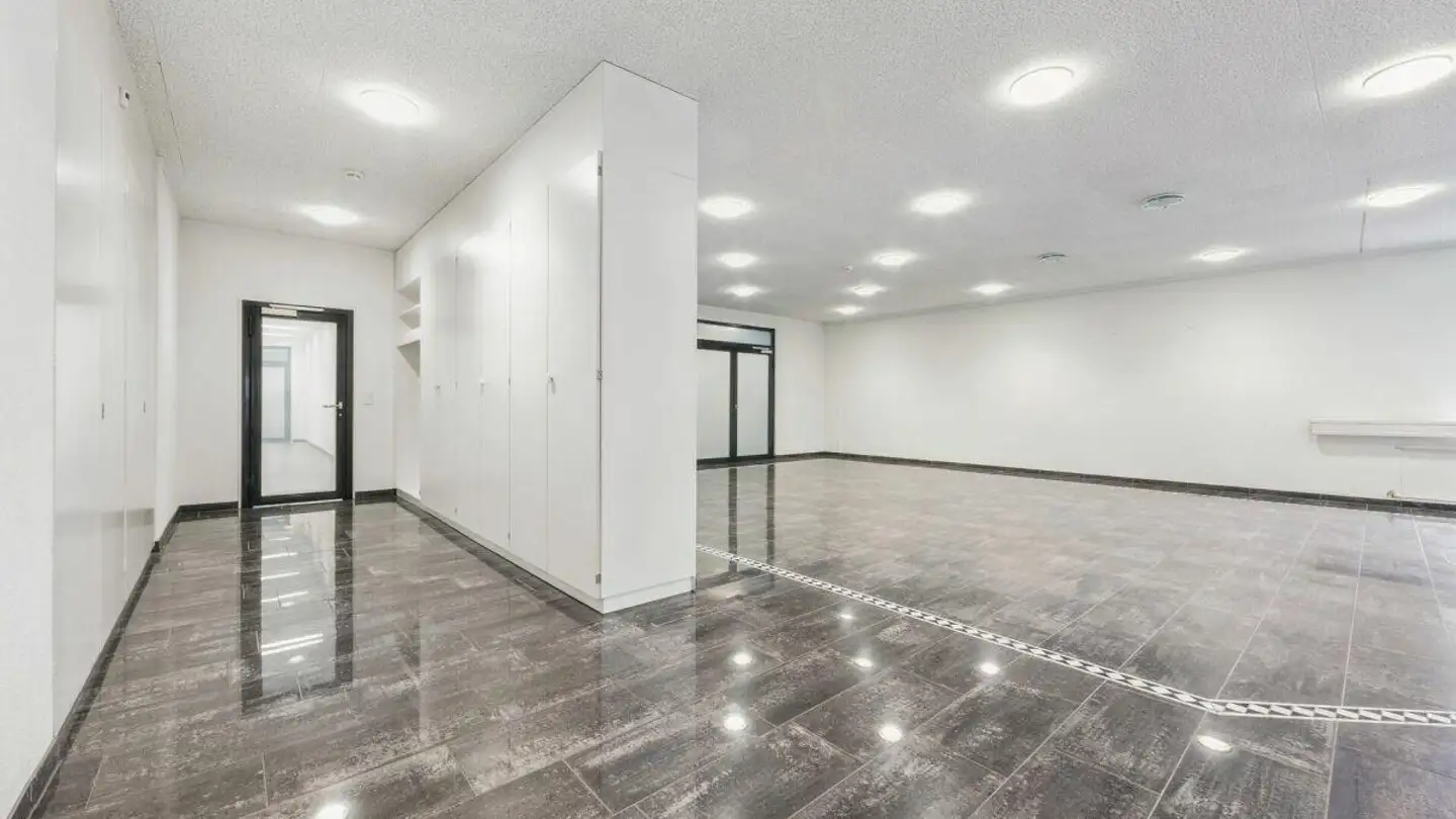Commerciale in affitto - Täfernstrasse 4, 5405 Dättwil AG