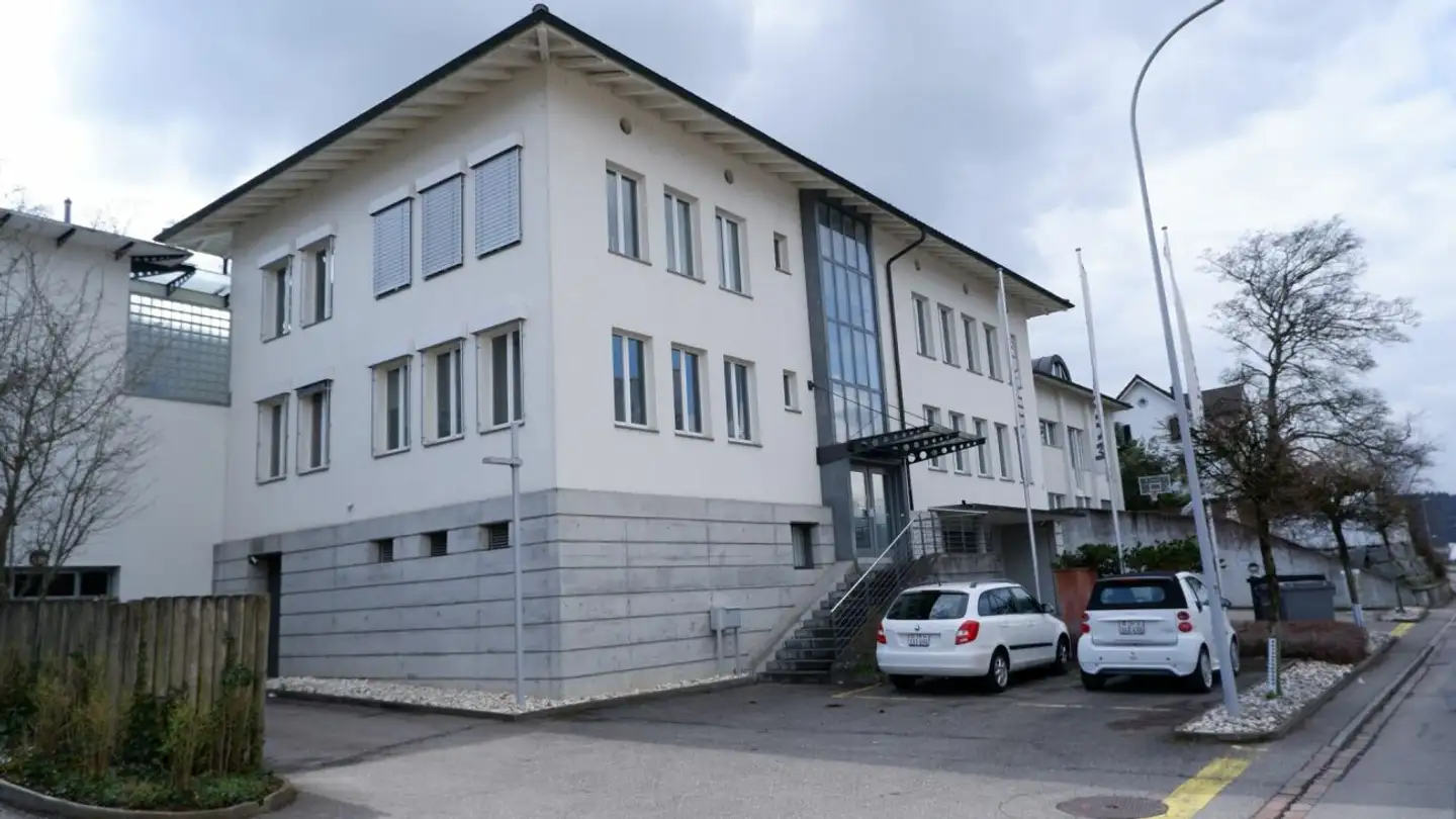 Spazio ufficio in affitto - Stationsstrasse 49, 8902 Urdorf