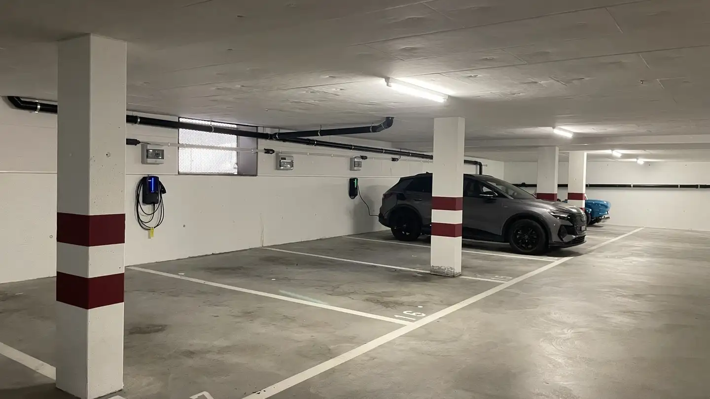 Garage individuel à louer - Birkenstrasse 11, 6343 Rotkreuz