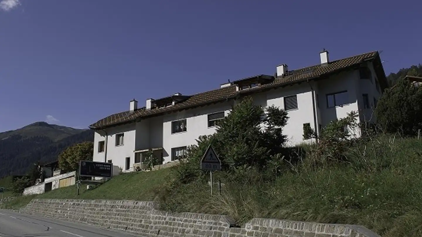 Wohnung mieten - Dorfstrasse 4, 7074 Malix - Foto 2