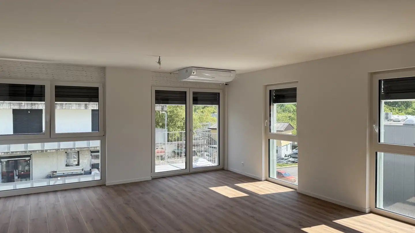 Office space for sale - 1026 Echandens