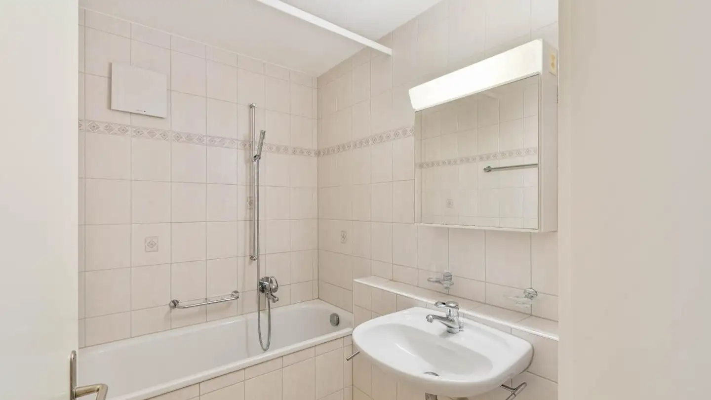 Apartment for rent - Adlerstrasse 1, 8854 Siebnen - Photo 3