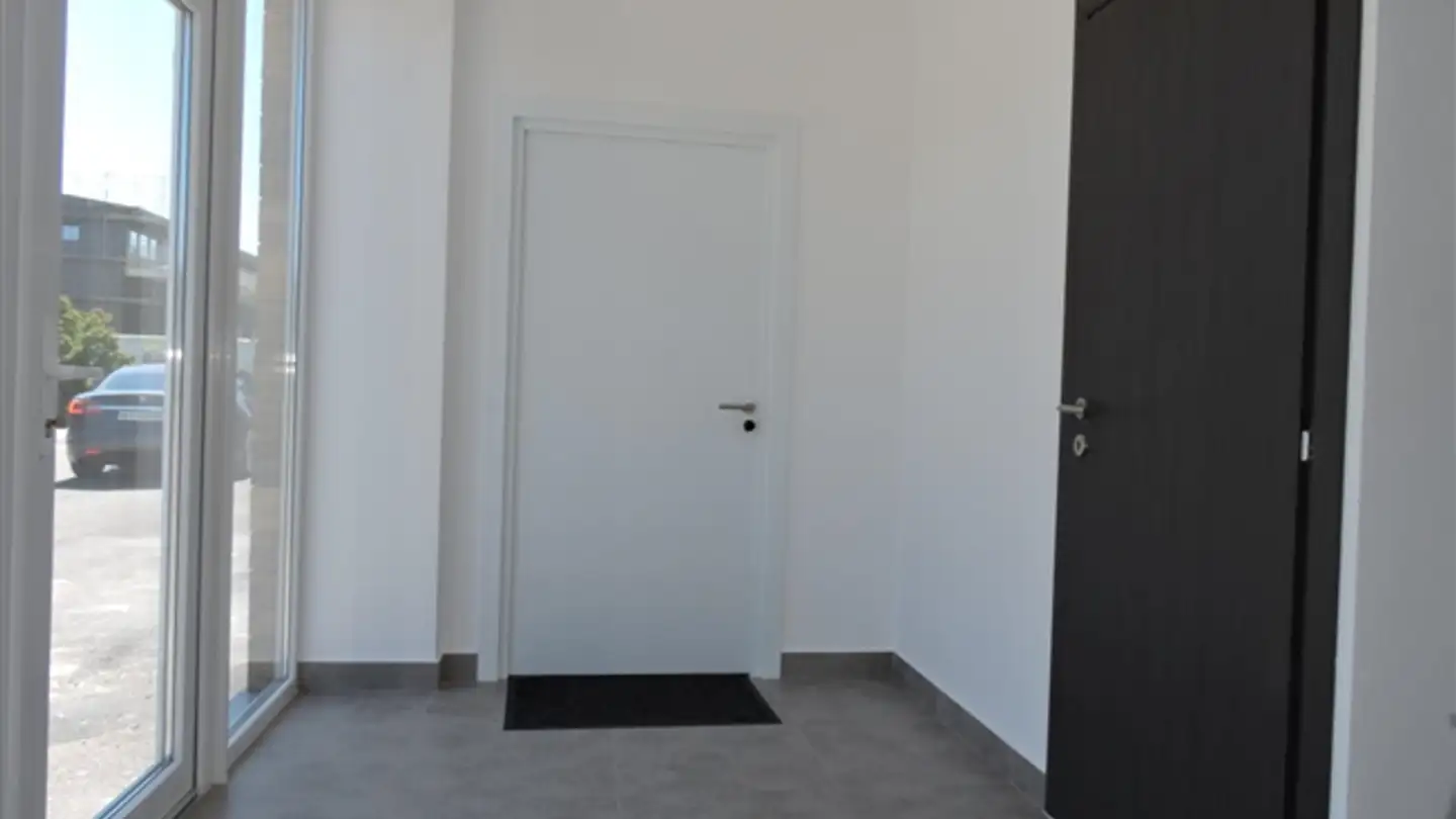 Office space for rent - 1897 Bouveret - Photo 2