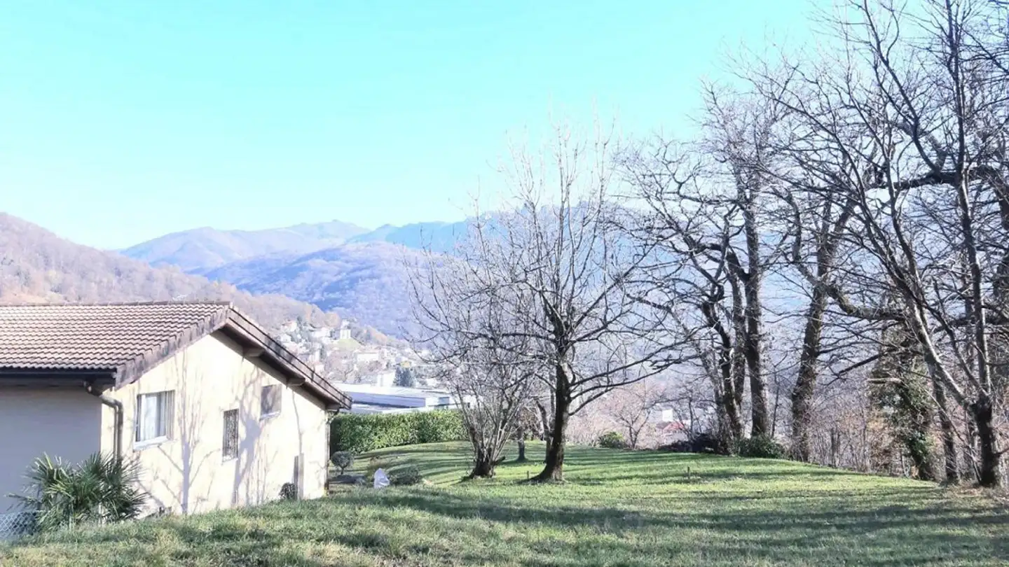 Terrain constructible à vendre - 6954 Sala Capriasca