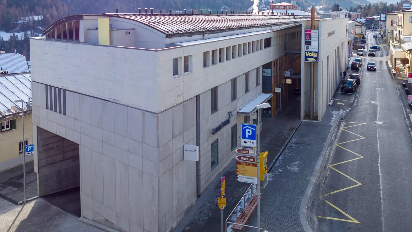 Spazio ufficio in affitto - Stradun 197, 7550 Scuol