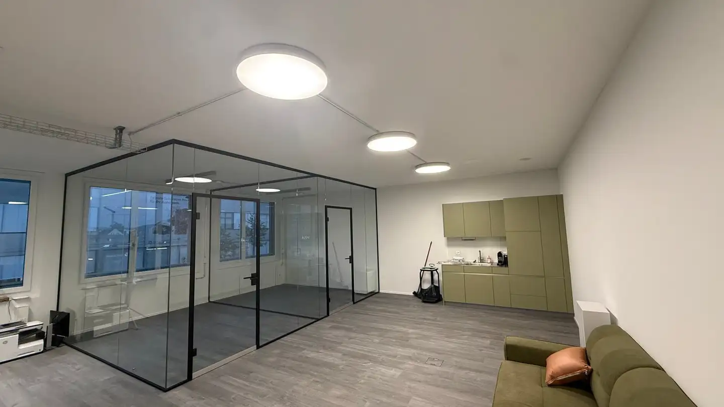 Office space for rent - Ringstrasse 18, 8600 Dübendorf