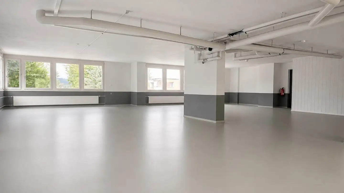 Commercial for rent - Flurhofstrasse 158, 9000 St. Gallen