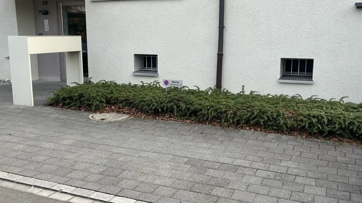 Outdoor parking space for rent - 8802 Kilchberg ZH