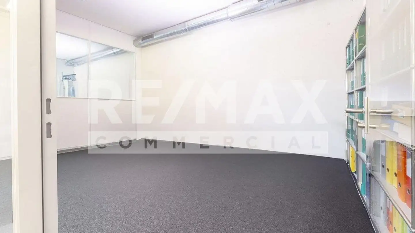 Spazio ufficio in affitto - Breitloostrasse 10, 8154 Oberglatt ZH - Photo 2
