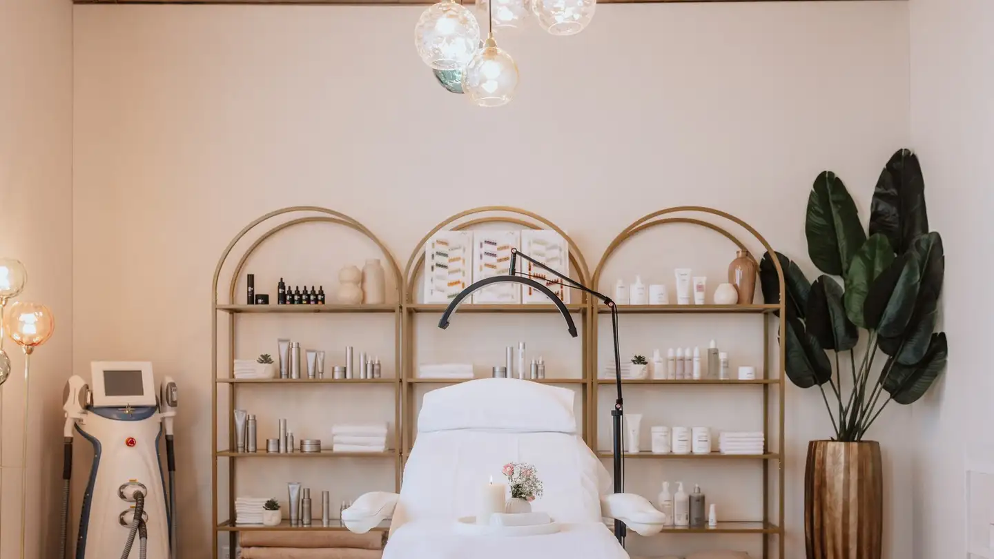 Commercial for rent - Badenerstrasse 531, 8048 Zürich