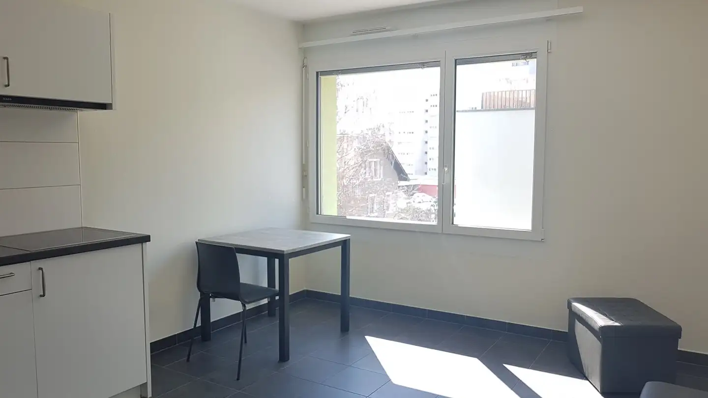 Studio à louer - Avenue Maurice-Troillet 111, 1950 Sion - Photo 4