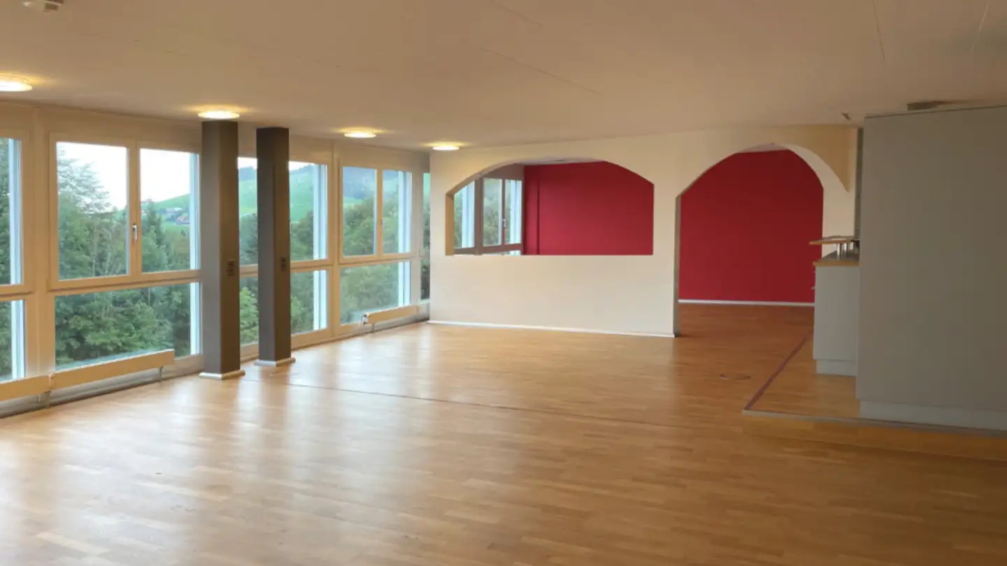 Bürofläche mieten - Chaltenbodenstrasse 6e, 8834 Schindellegi