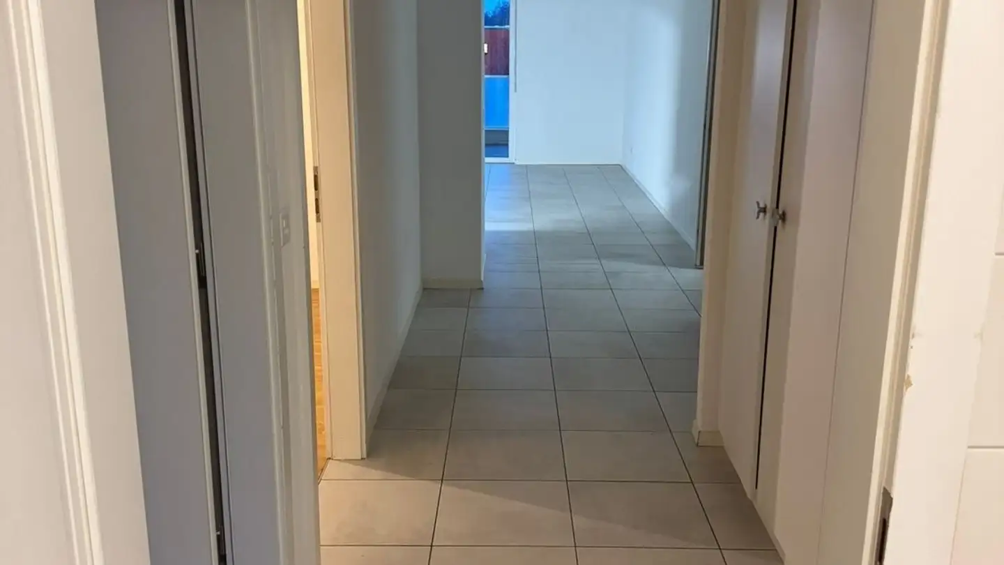 Appartement à louer - Avenue De La Gare 19f, 1180 Rolle - Photo 4