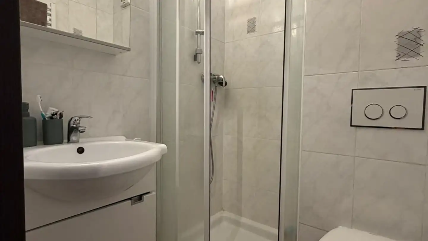 Single room for rent - Chemin De Gravernay 11, 1030 Bussigny - Photo 3