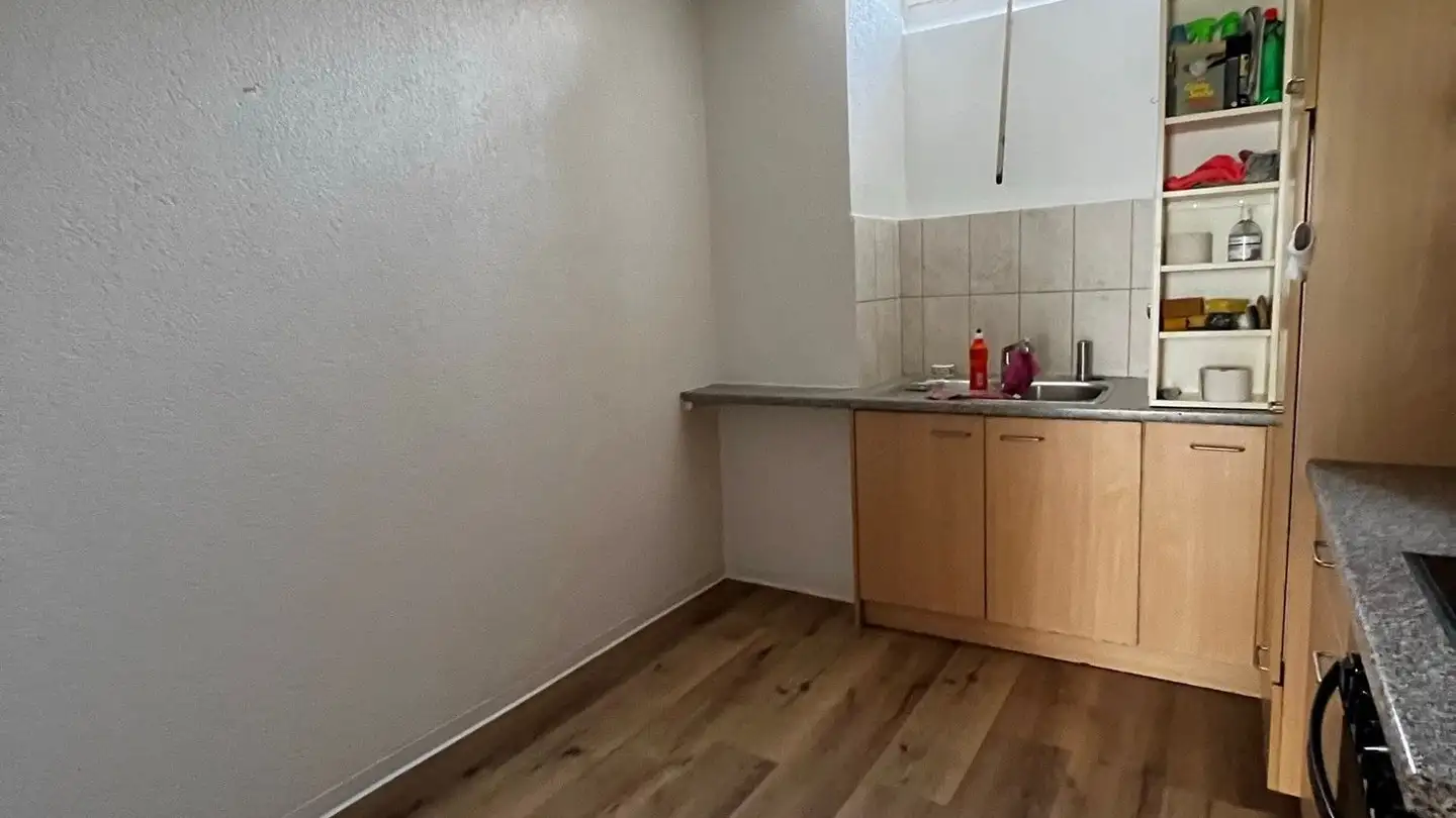 Appartement à louer - Place du Seize-Mars 6, 2610 St-Imier - Photo 4