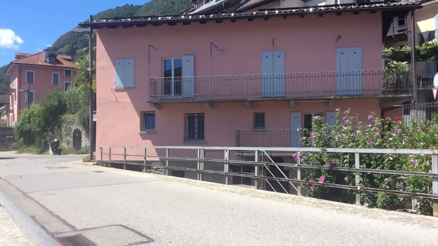 Single house for sale - Via Sciaroni 3, 6645 Brione sopra Minusio