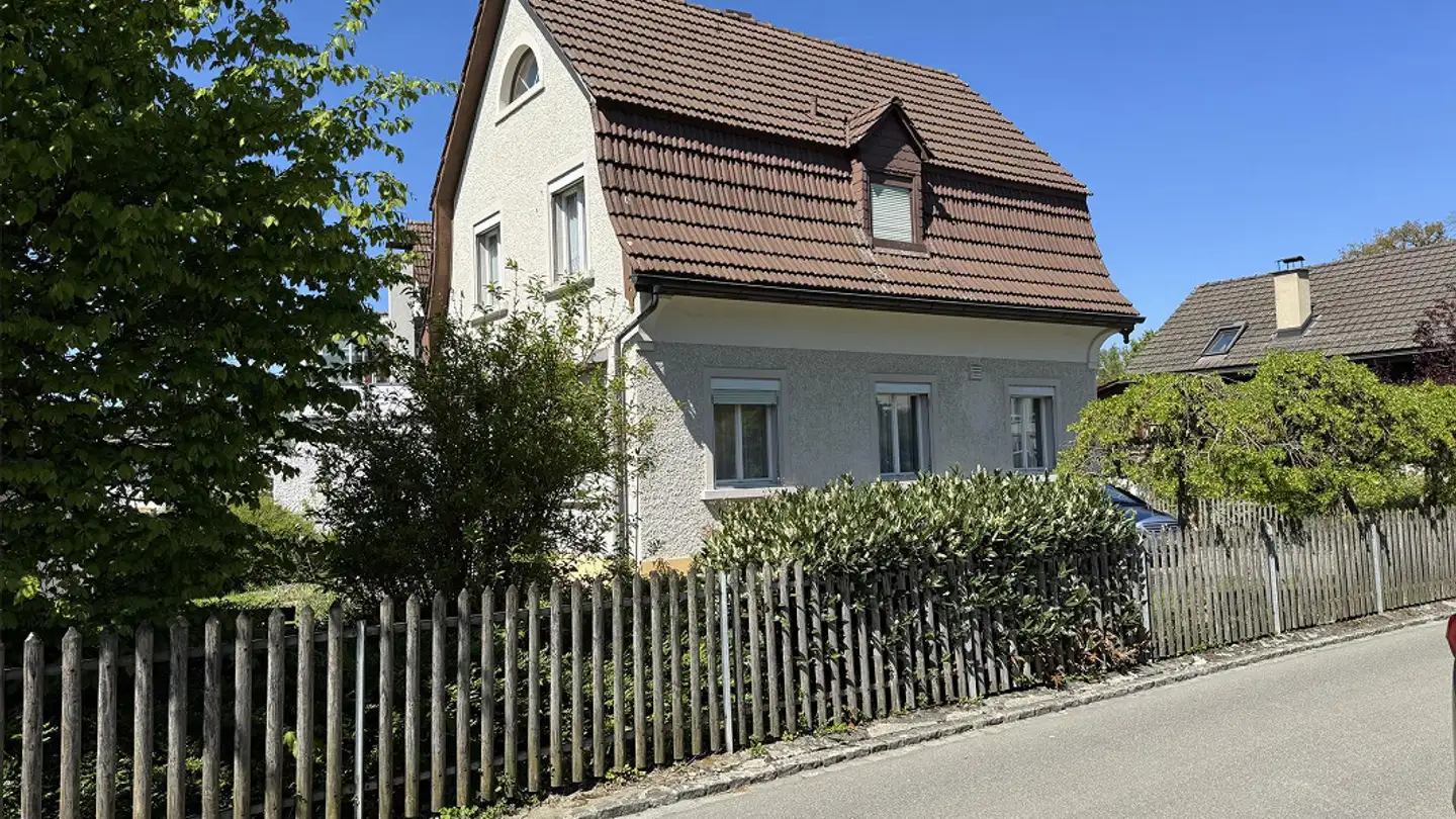 Einfamilienhaus kaufen - Konradweg 1, 8180 Bülach