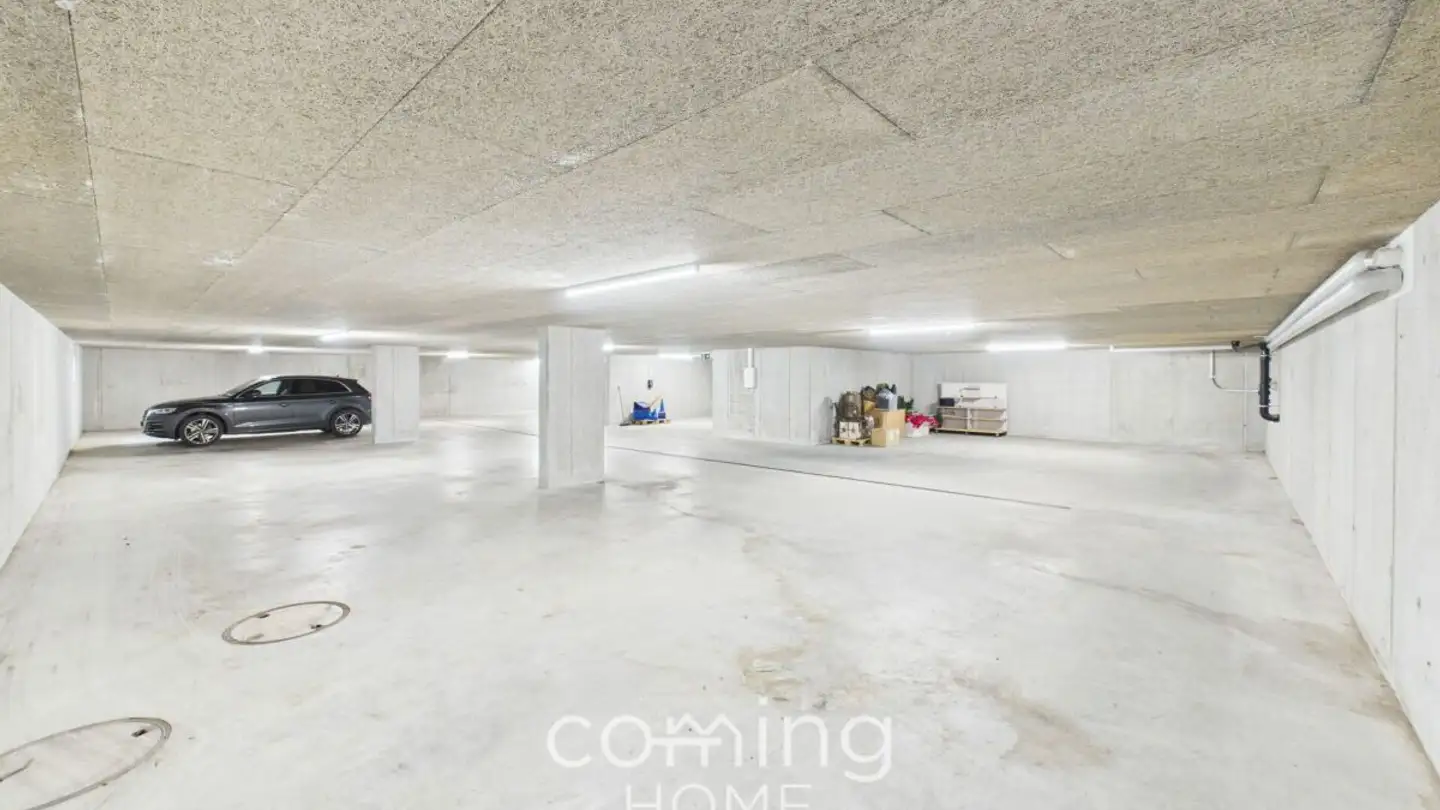 Outdoor parking space for rent - 4704 Niederbipp